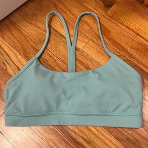 Lululemon Flow Y Nulu Bra